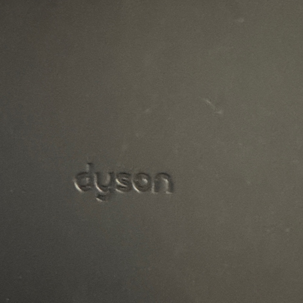 Dyson air wrap everything is there